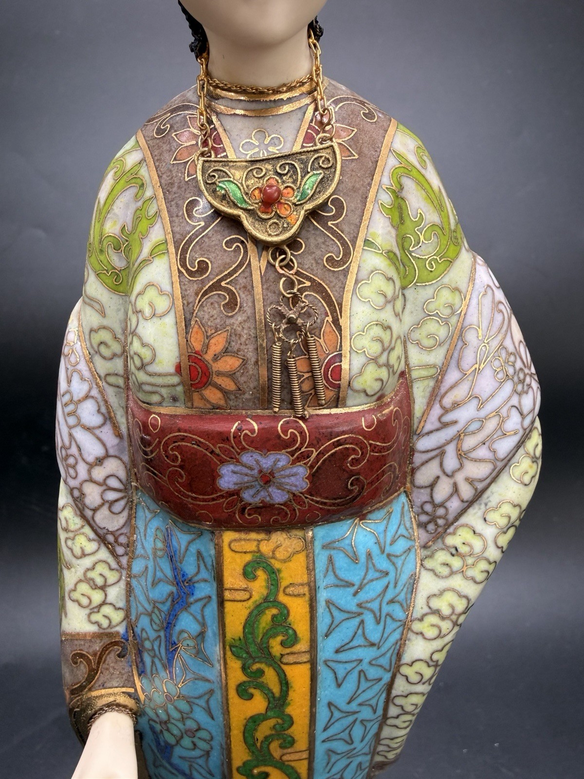 Gorgeous VTG Traditional Cloisonne Lady Figure Brass Enamel On Wood Base 13.5”
