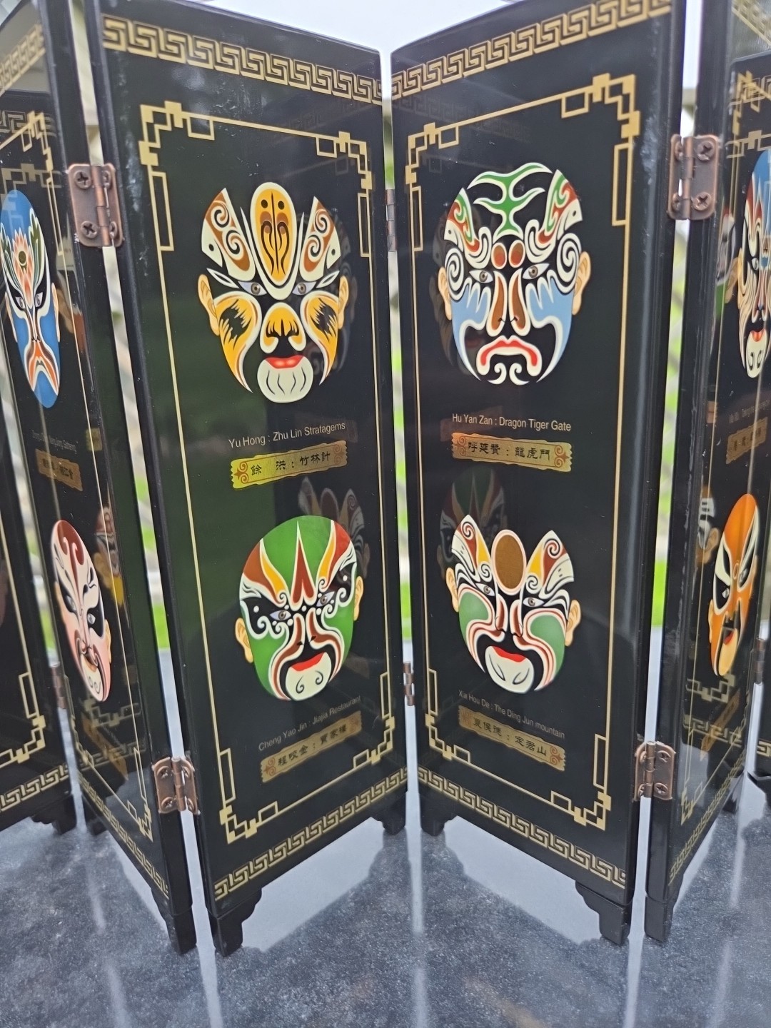 Chinese Mini 6 Panel Folding Screen Facial Makeup of Peking Opera Masks 18″ Asia