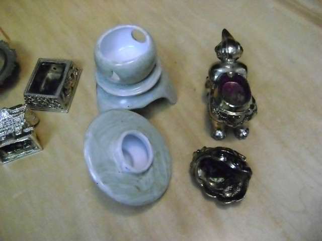LOT OF CHINESE ASIAN INCENSE BURNERS CANDLE HOLDERS ACCESSORIES