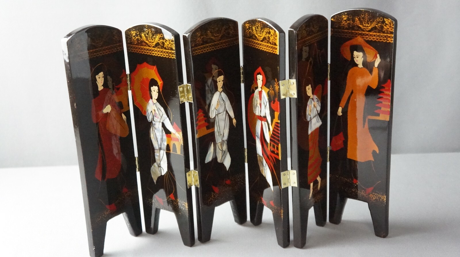 Small Tabletop HAND PAINTED FOLDING 6 Panel 2 SIDED SCREEN Asian Ladies 9.75”