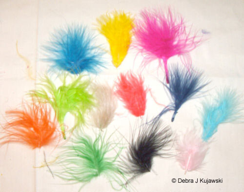 Marabou Feathers Fluffy 7 grams 1-3″ 29 colors available Approx 105 per bag