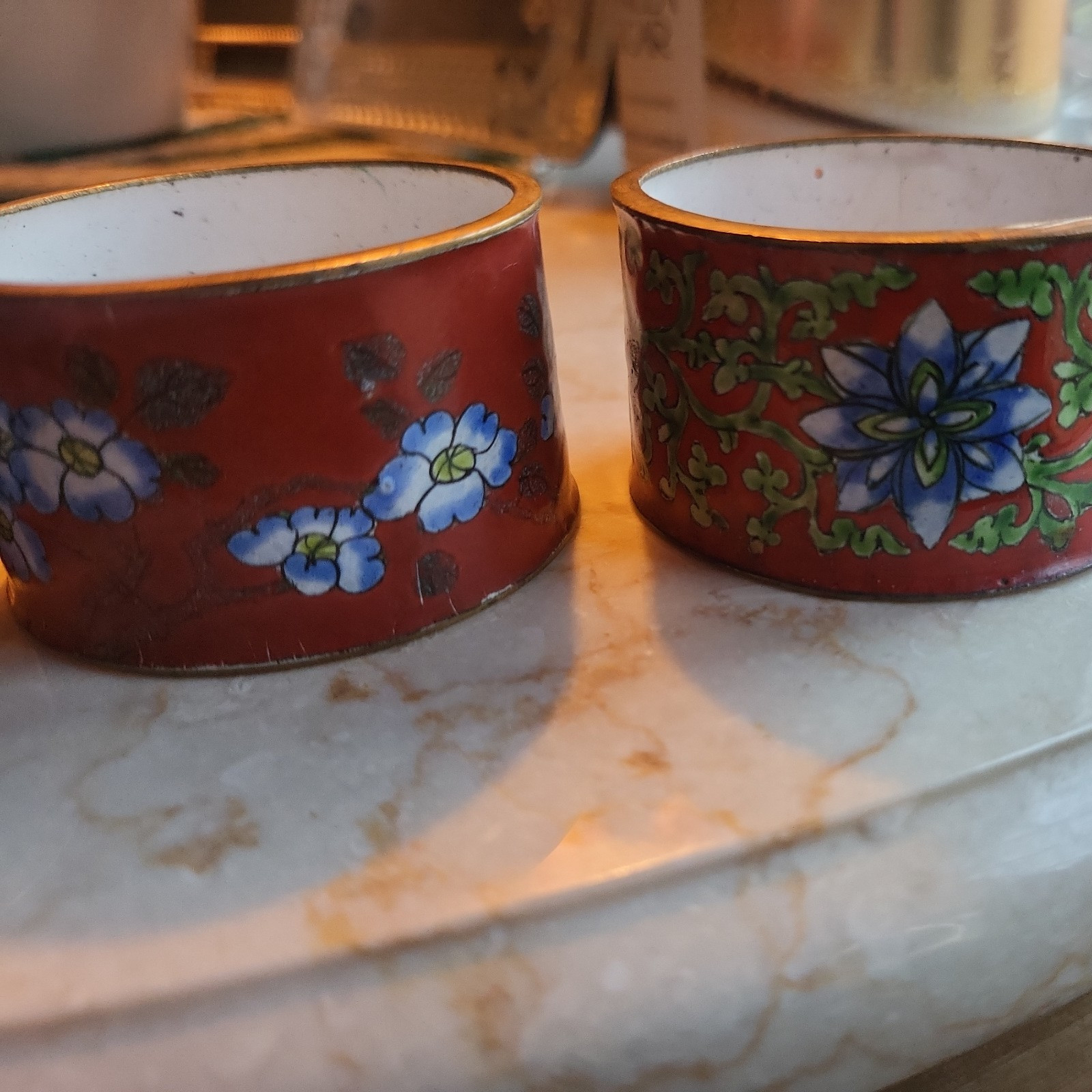 4 Vintage Cloisonné Napkin Ring Enamel red asian Floral Design Unique Multicolor