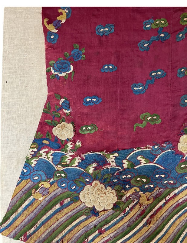 OLD CHINESE SILK EMBROIDERY FRAGMENT SILK COAT