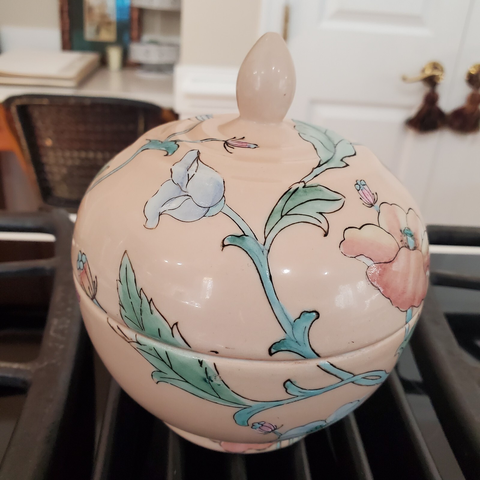Pink Lidded Dish Toyo Whispering Garden HFP Macau Floral Ceramic Bowl Lid