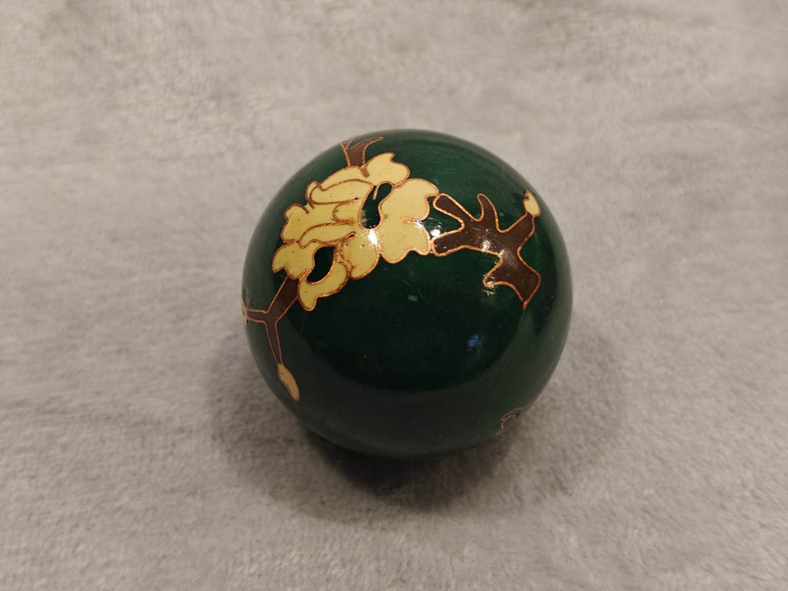 Vintage Chinese Cloisonné Baoding Balls Hand Painted Floral Green Original Box