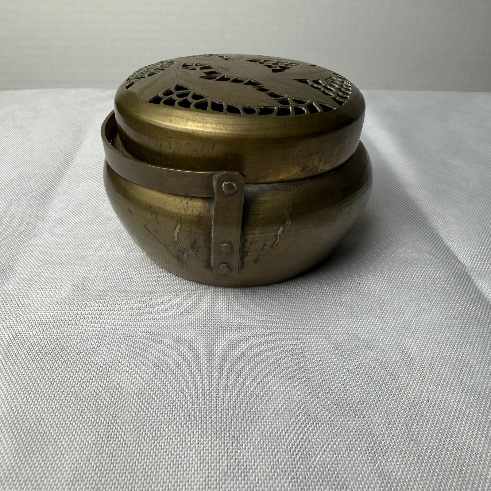VTG Chinese Brass Xiulu Hand Warmer Pierced Pomegranate Lid Incense Holder Gift