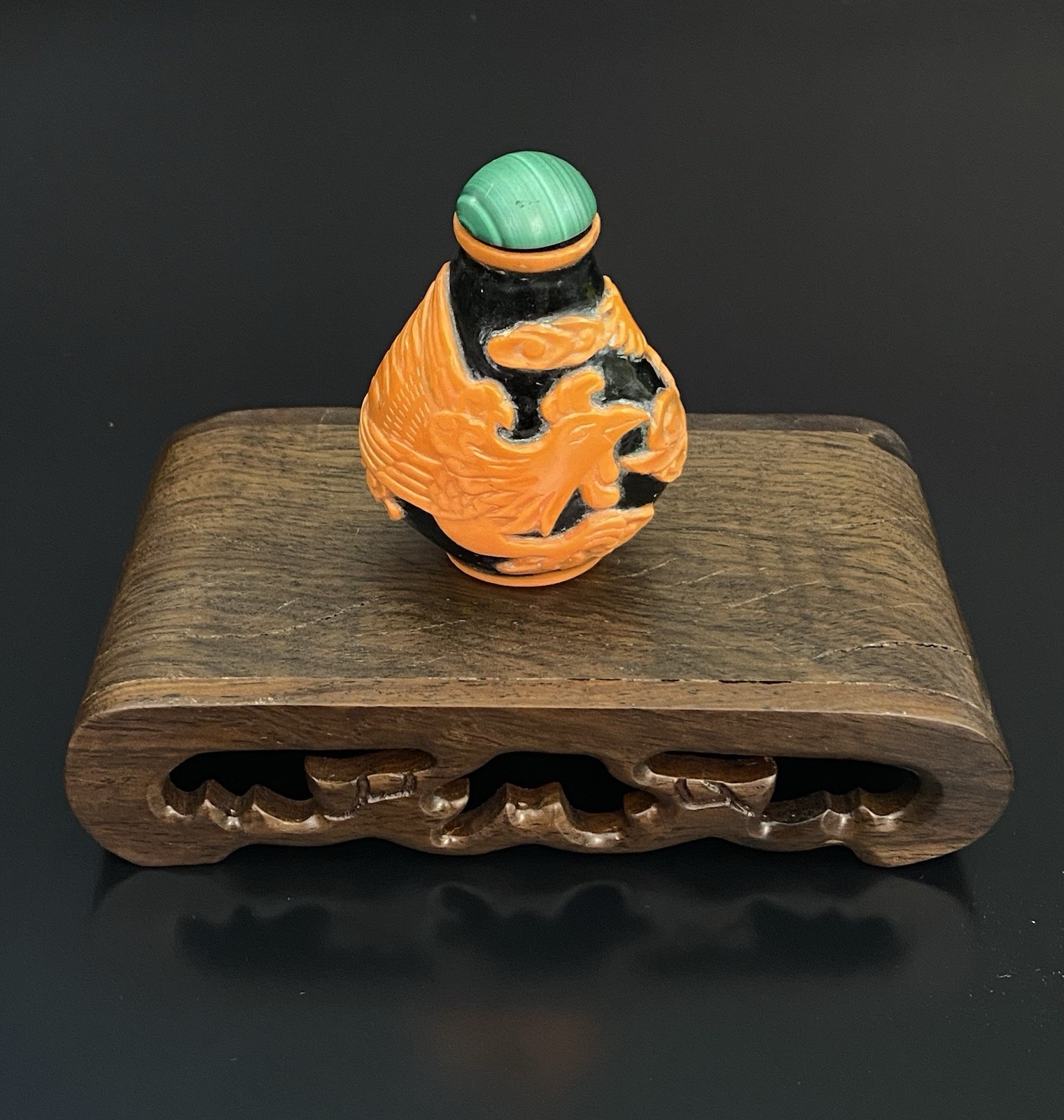Antique Chinese Peking Glass Orange Phoenix Overlay Snuff Bottle Malachite Top