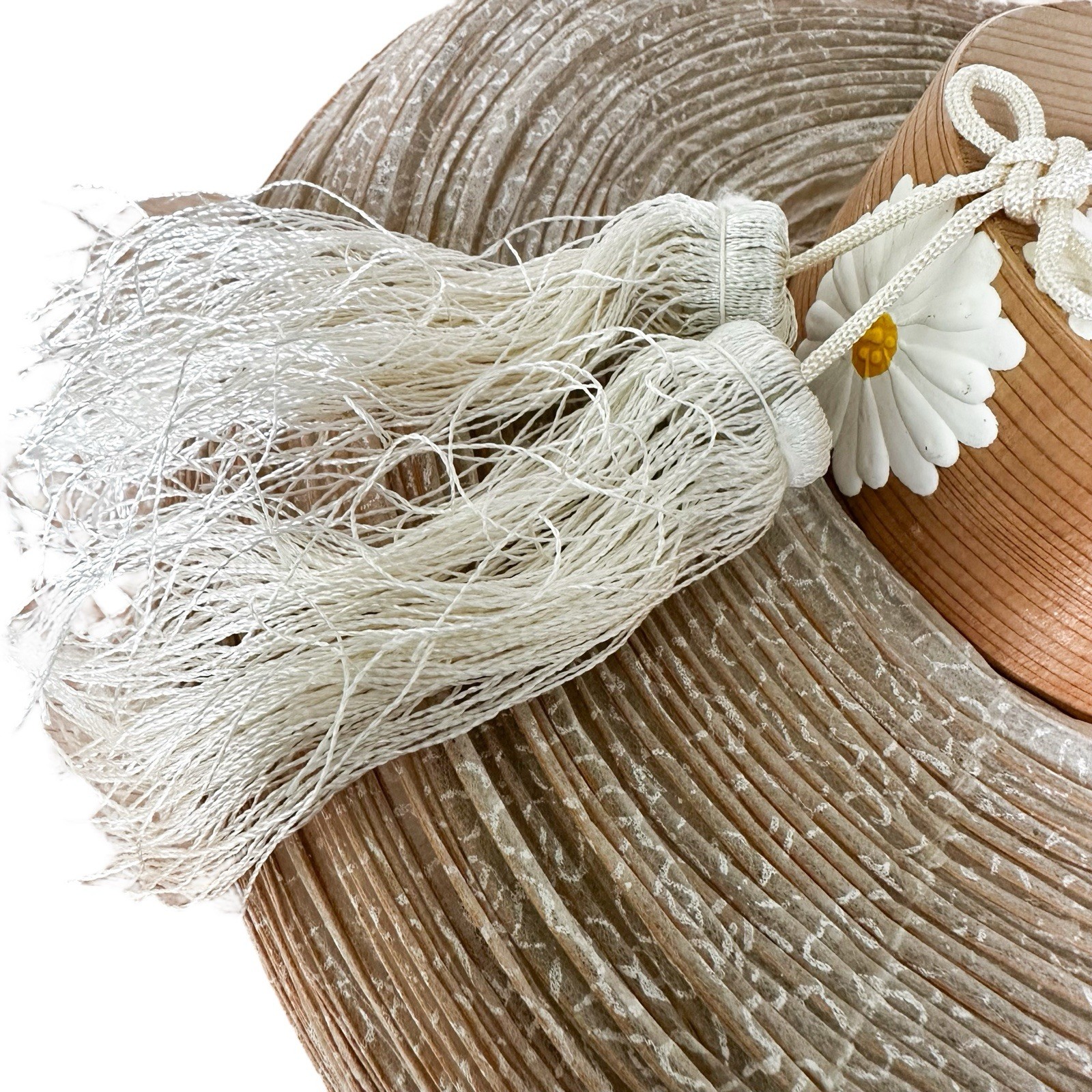 Vintage Chinese Paper Lantern White Daisy Floral Tassels Large Neutral