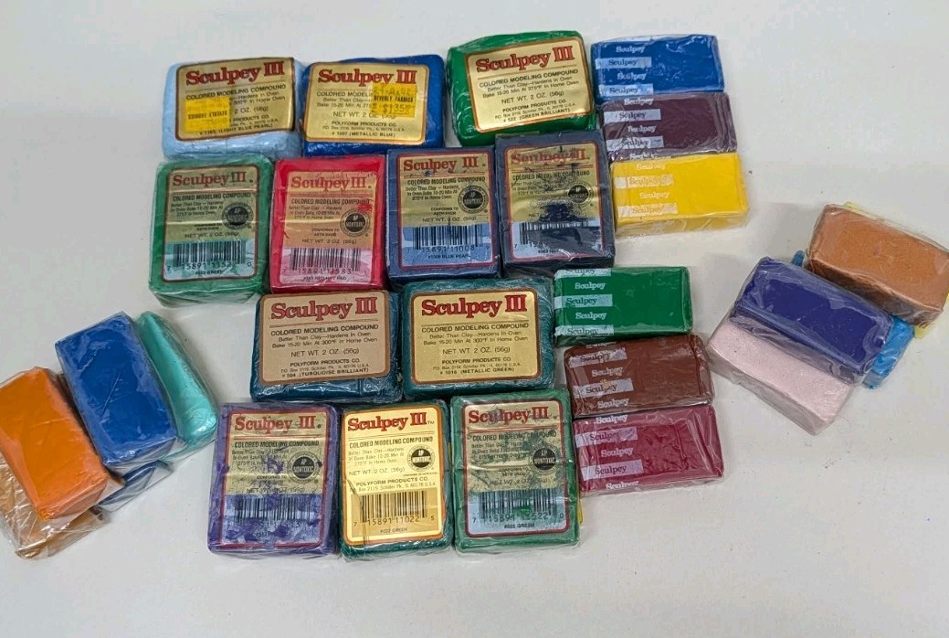 Sculpey III Mixed Lot of 28 Polymer Clay NOS Colored Modeling Compounds E