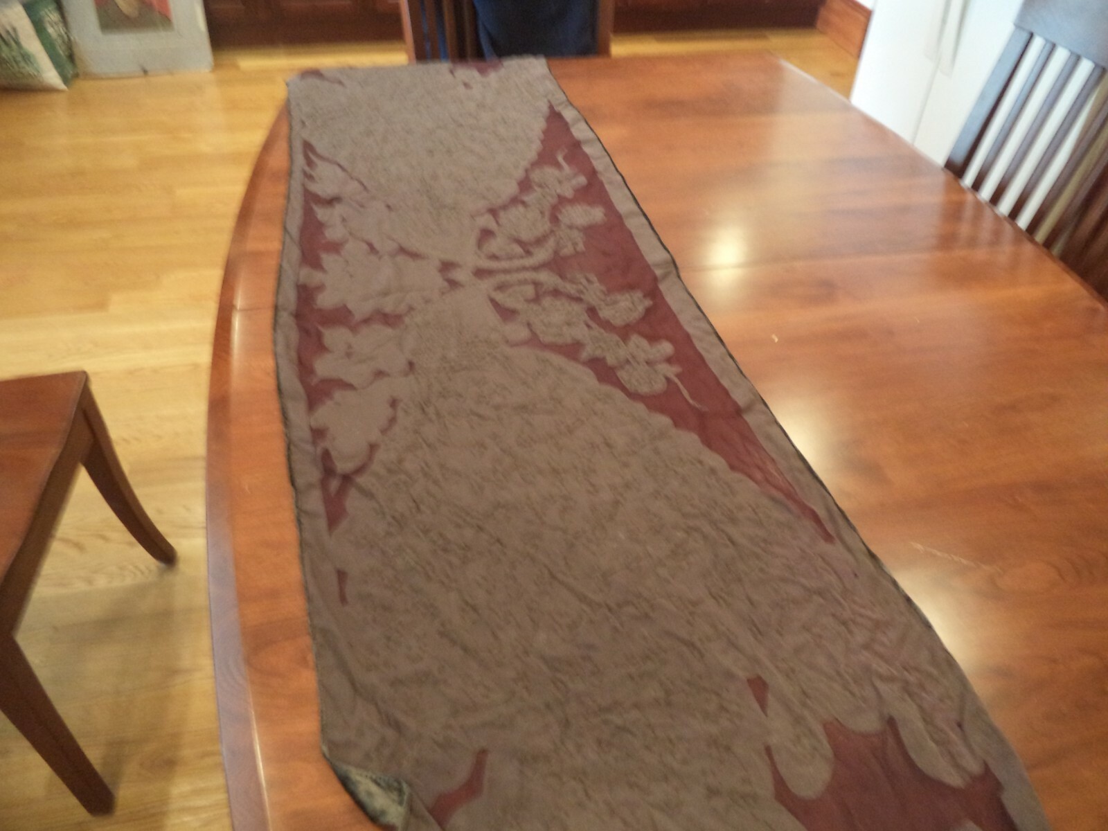 Nanjing Yunjin Brocade PEACOCK”S 68″ LONG IN ORIGINAL BOX