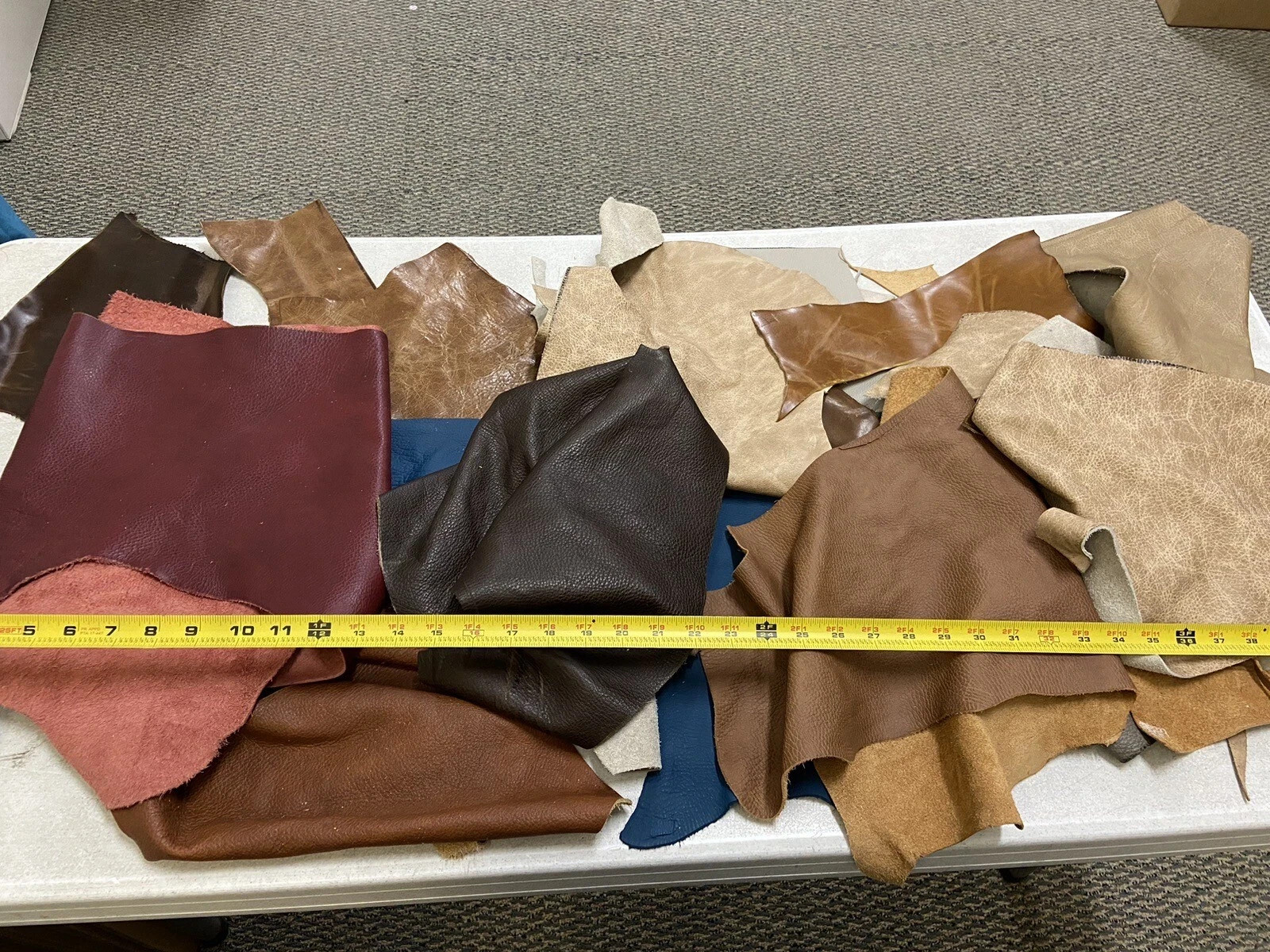1 lb Upholstery Leather Remnants/scrap Mixed Colors for Purses, Bags, Jewelry