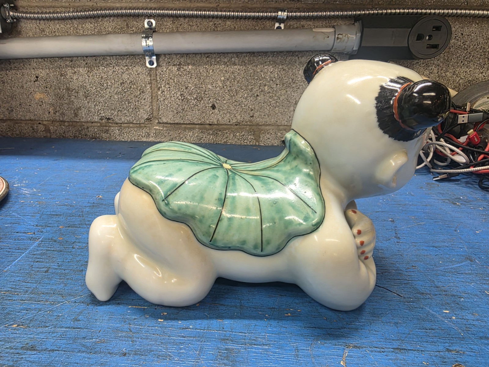 Maitland Smith Porcelain Chinese Boy Opium Pillow/Headrest Hand Painted