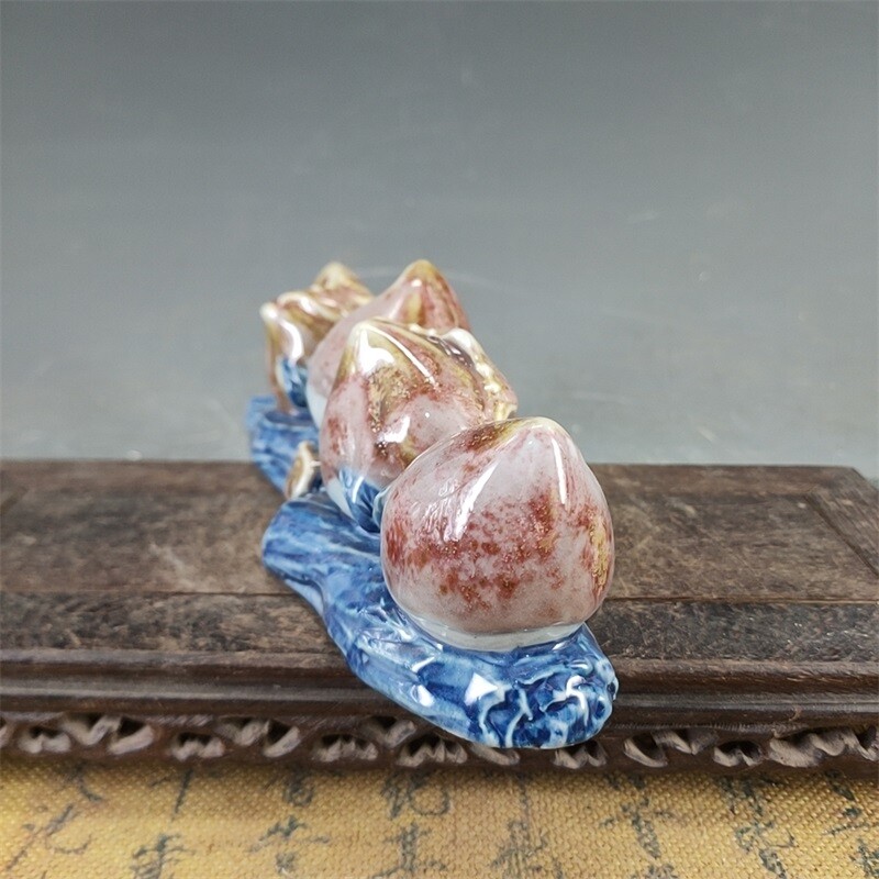 8.9″ Chinese Blue-and-white Porcelain Red Glaze Longevity Peach Pen Rack