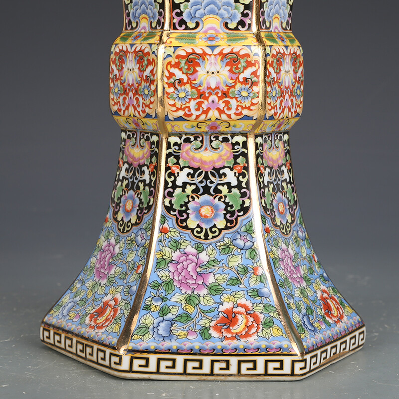 9.6″ Chinese Colour Enamels Famille Rose Porcelain Guan Kiln Peonies Flower Vase