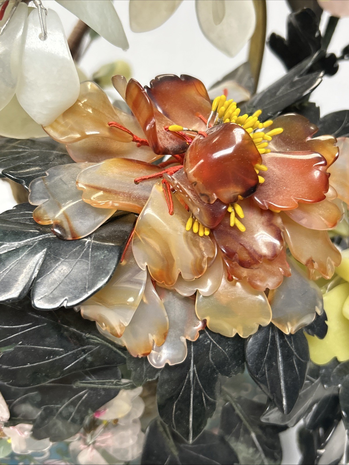 MID CENTURY CARVED JADE AGATE BONSAI FLOWER TREE Very Beautiful