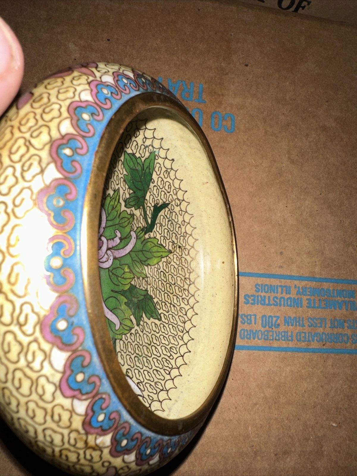 Elegant PinkFloral Asian Cloisonné Enamel Gold Trim Bowl Brass