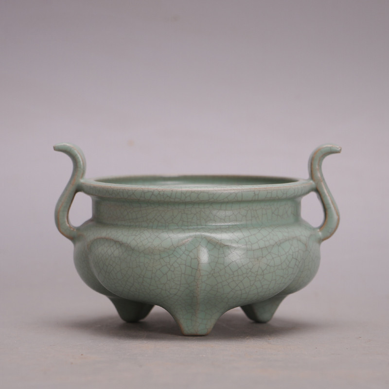 3.7″ Good China Porcelain Ru Kiln Green Glaze Hacking Three Foot Incense Burners