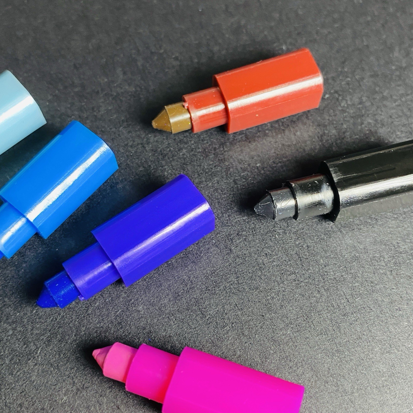 Stackable Crayon Colors Wax Colorful Creative Art Draw Travel Size Car Trips j