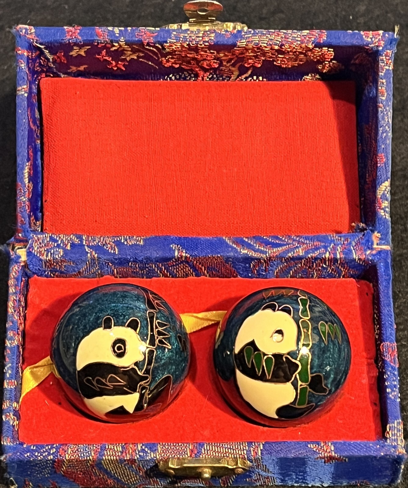 Chinese Harmony Balls Exercise HAND Therapy MEDITATION Metal Chiming Panda Bears