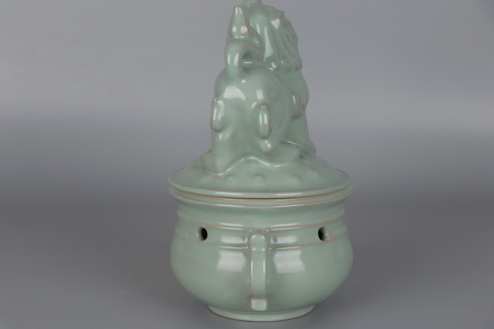 7.4″ China Porcelain Ru Kiln Cracked Glaze Animal Foo Fu Dog Lion Incense Burner