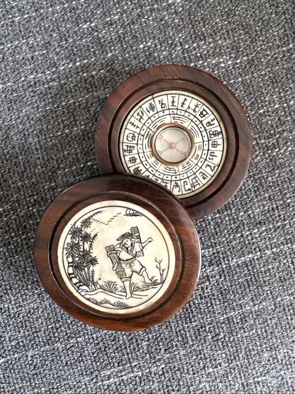 Chinese Zodiac Compass Wood Circle Inlaid Symbols Feng Shui Luo Pan Swivel Lid