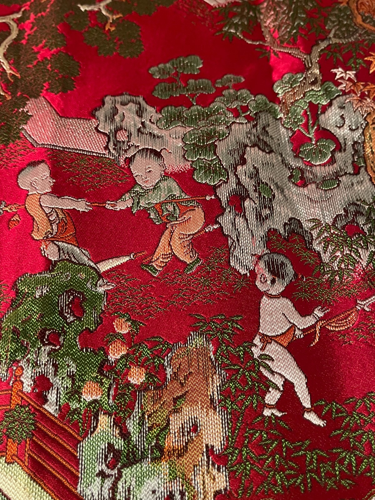 Vintage Chinese “Brocaded Flowers” Silk Blend Tapestry Tablecloth Piano Shawl