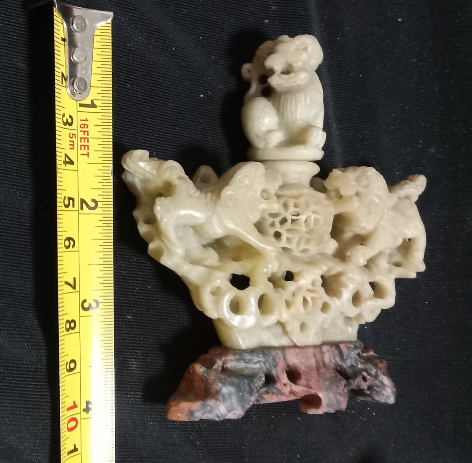 ORNATE VTG HAND-CARVED SOAPSTONE INCENSE BURNER FOO DOGS/LIONS CHINA 4”x 1″ x 4”