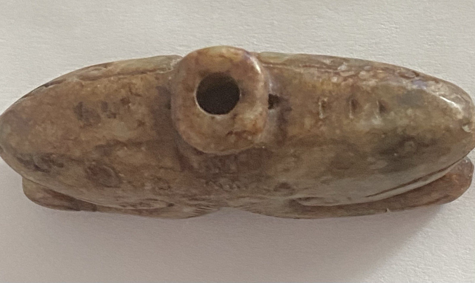 ESTATE FIND Chinese HONGSHAN Culture JADE 2 Heads Amulet/Pendant