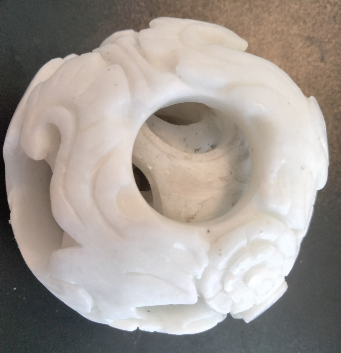 Chinese Carved Jade Handmade Puzzle Ball Sphere Decorative Collectible 5 layers