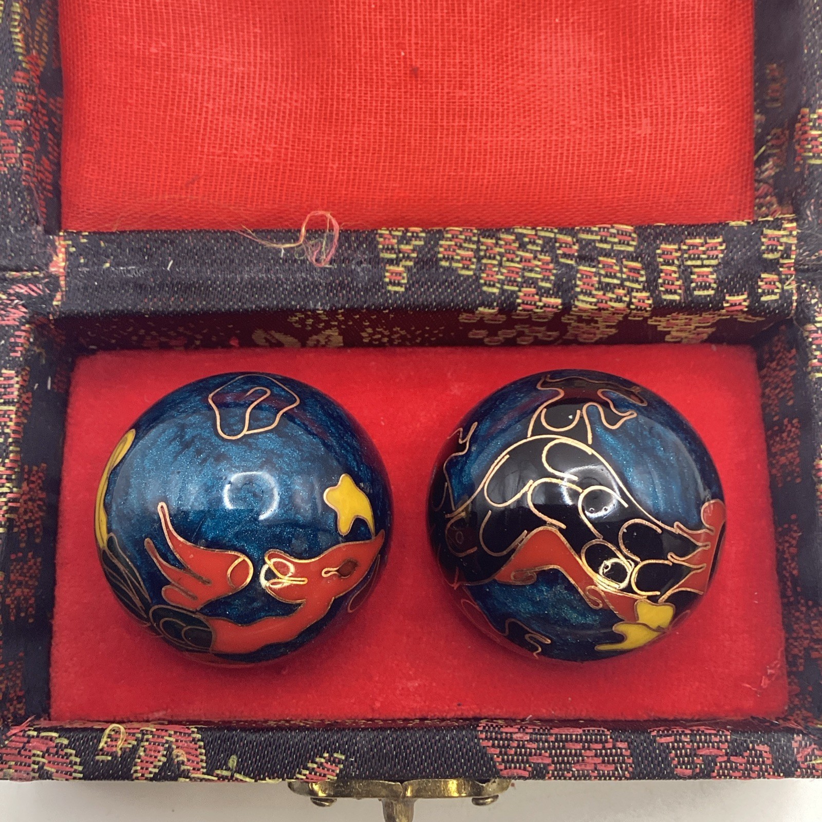 Chinese Harmony Balls Exercise HAND Therapy MEDITATION Metal Chiming DRAGONS Box