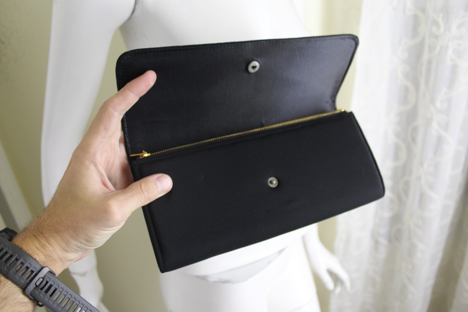 Estate 70s 80s Art-to-Wear Chinese Silk Embroidered Boho Long Wallet