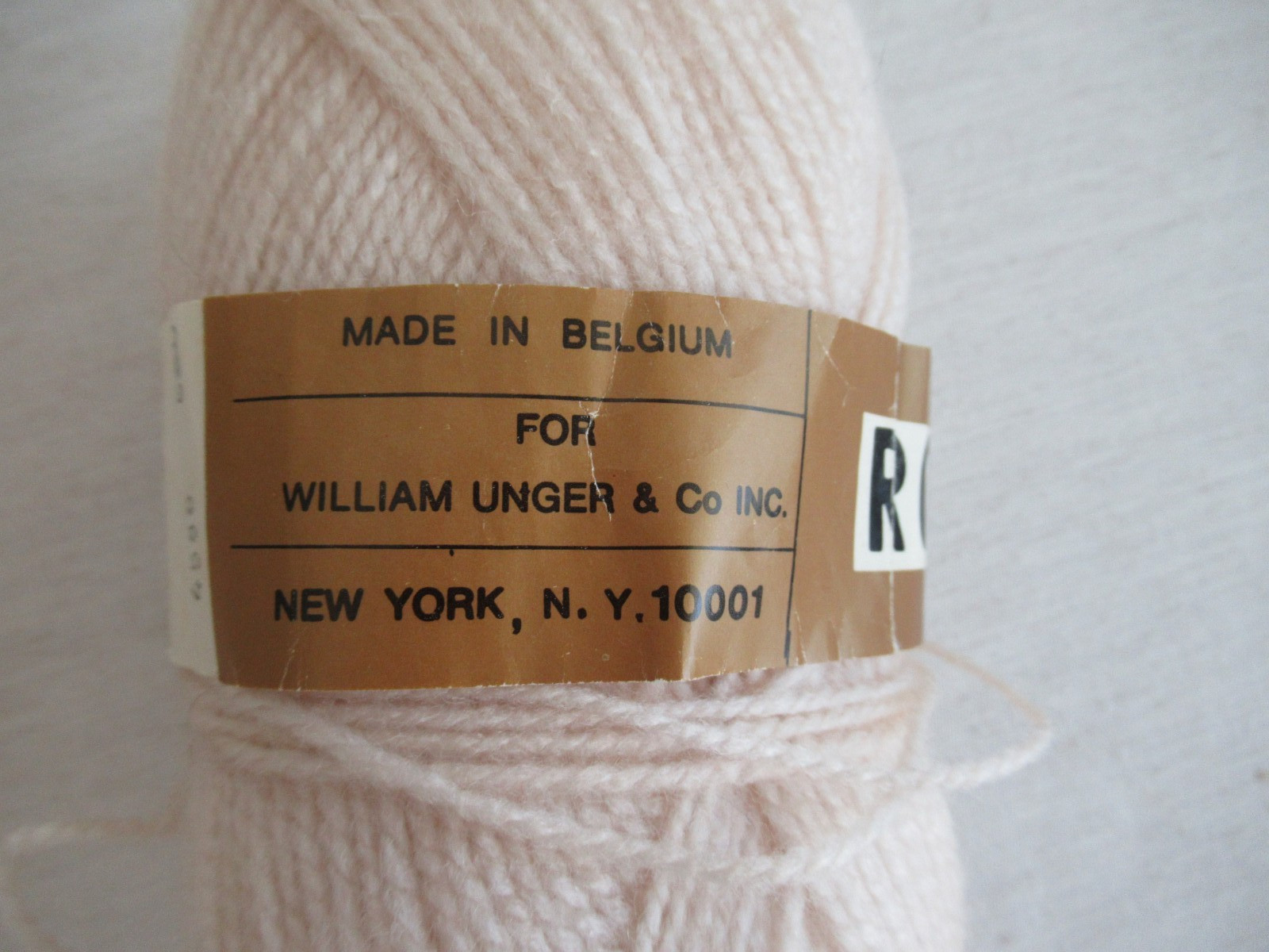 Lot of 2- VTG Skeins Roly Sport Acrylic Yarn # 4586 Pale Peach Same Dye Lot