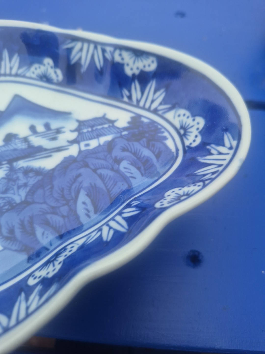 Chinese Cantonese Blue And White Small Centerpiece