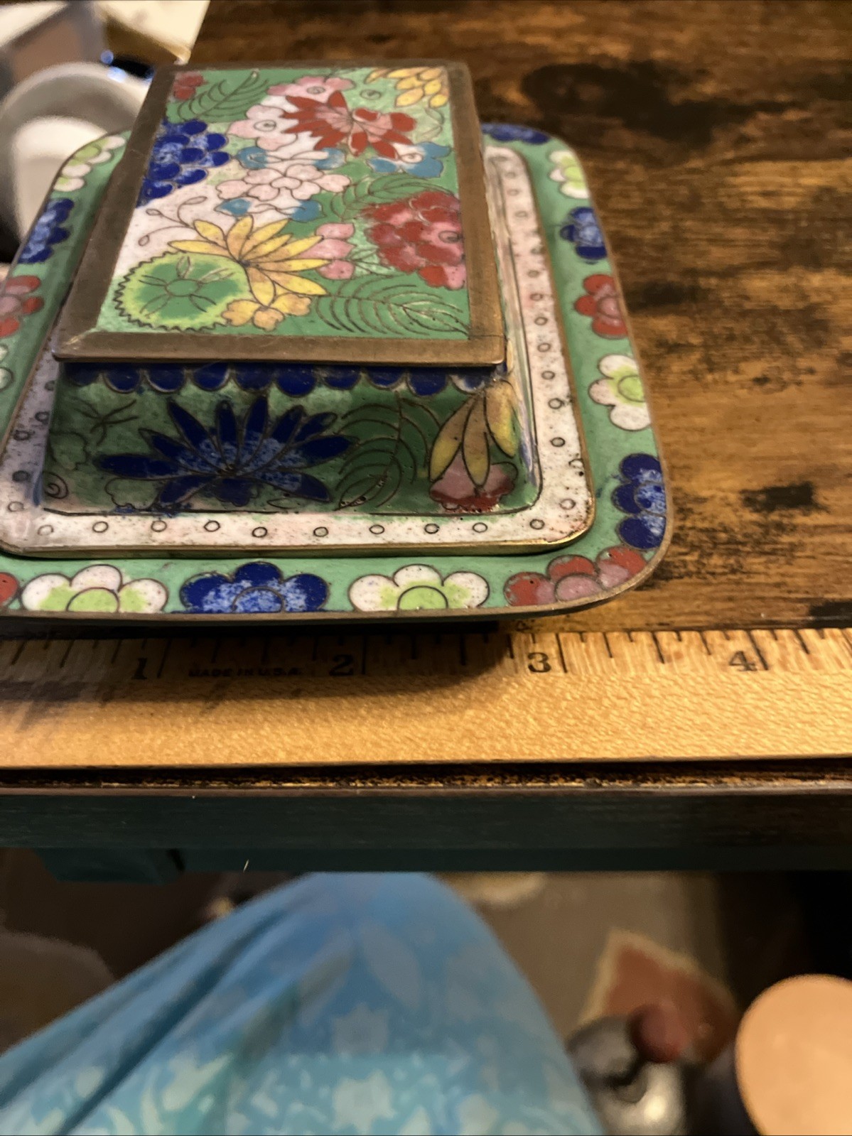 Vintage Chinese Cloisonne Enamel Brass Metal trinket or cache Box w/Lid 3.5×4.5