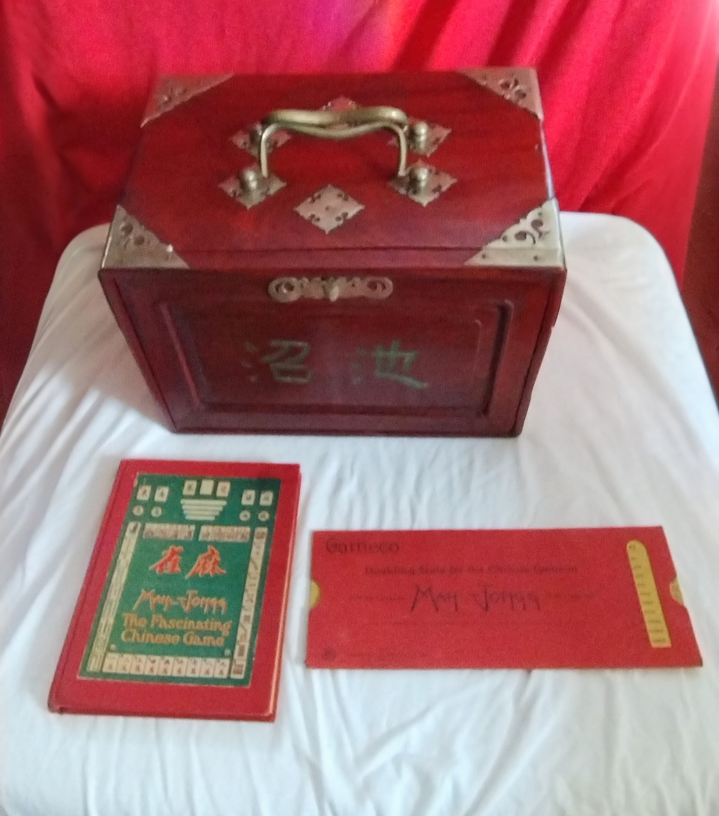 RARE (Complete) Antique Chinese Sandlewood Mahjongg Set With Brass Accents
