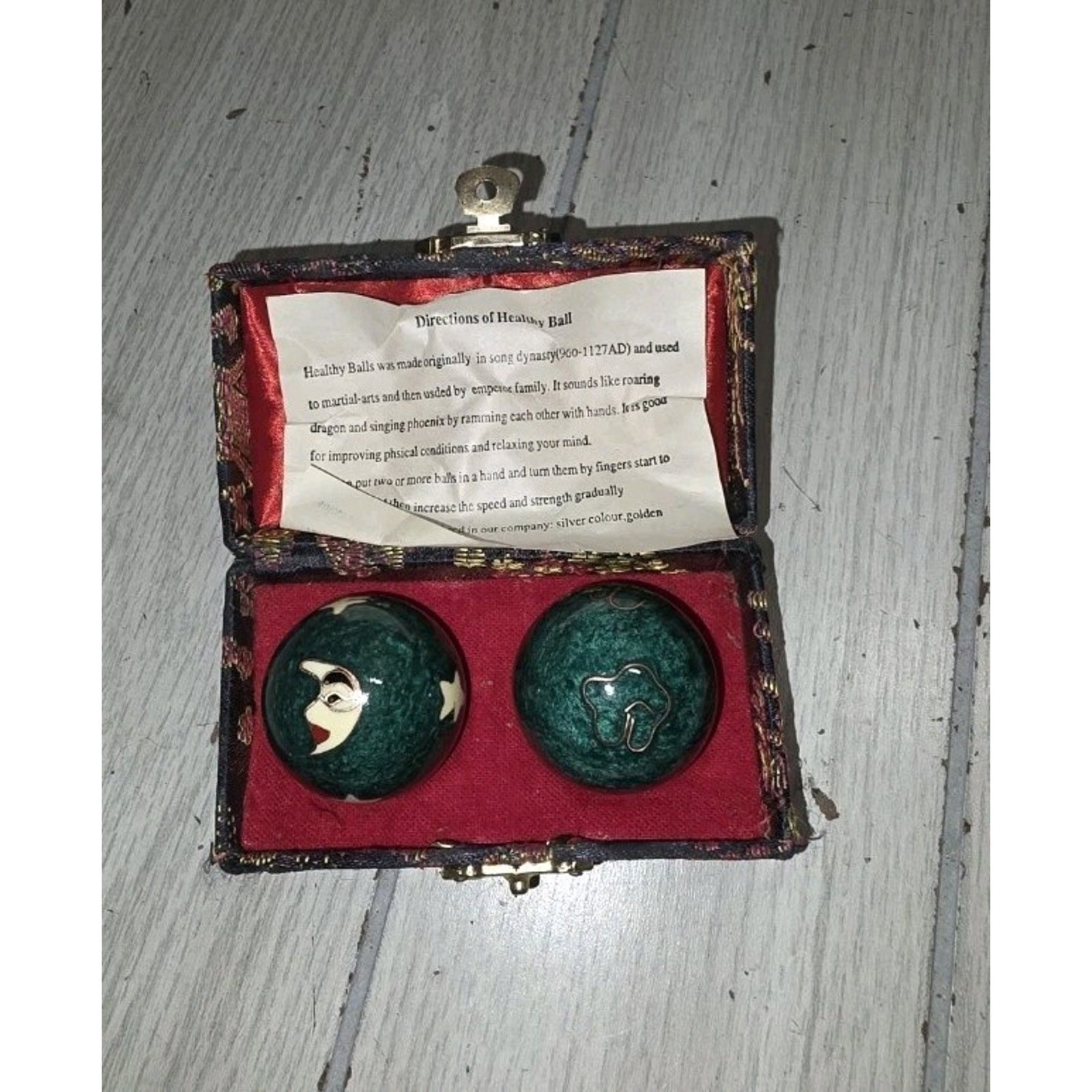 Vtg Celestial Chinese Baoding Balls Green Sun/Moon Therapy In Red Case Exercise