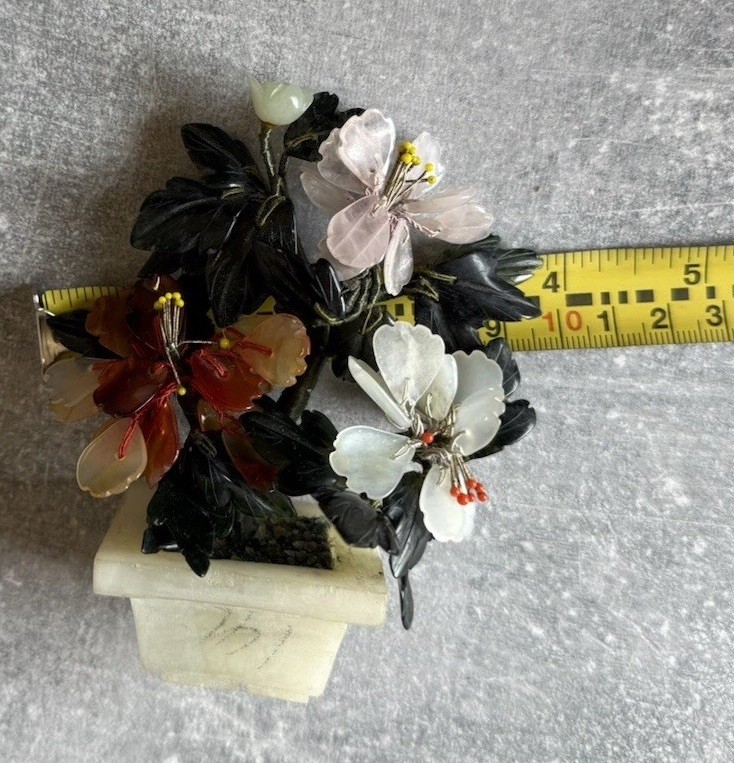 Vintage Chinese Jade Carnelian Quartz Flowers Tree Jade Pot