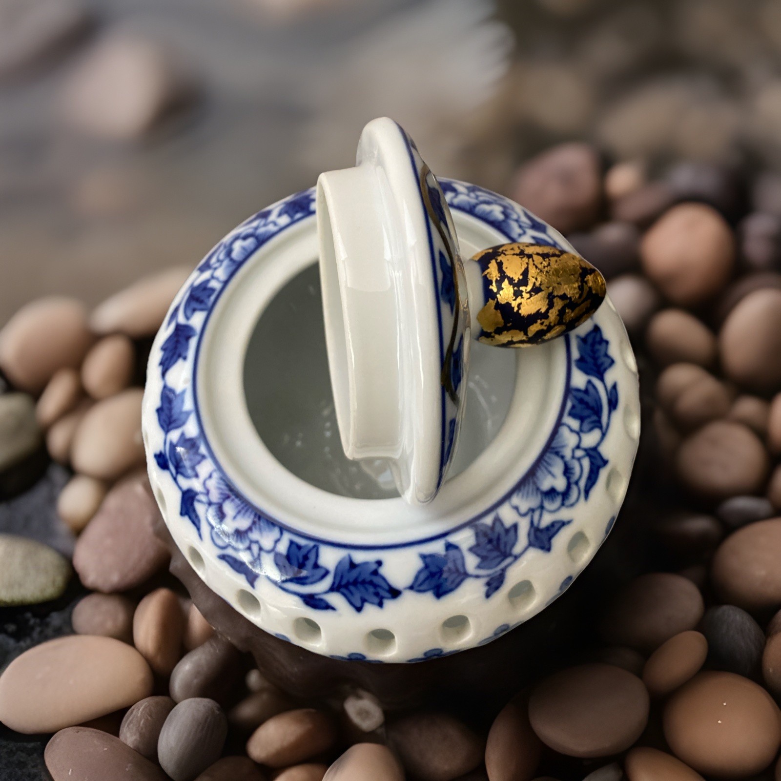 Bombay Incense Burner Potpourri Votive Holder Bowl W/Lid Blue & White 6″ in Dia