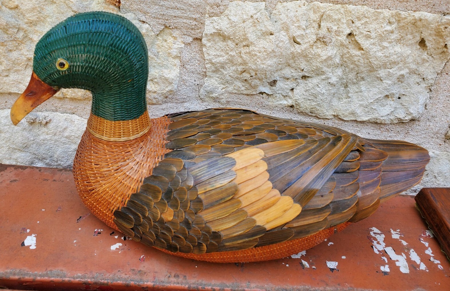 Vintage 11″ Zhejiang Handicrafts Woven Wicker Duck Basket Hidden Storage Tail
