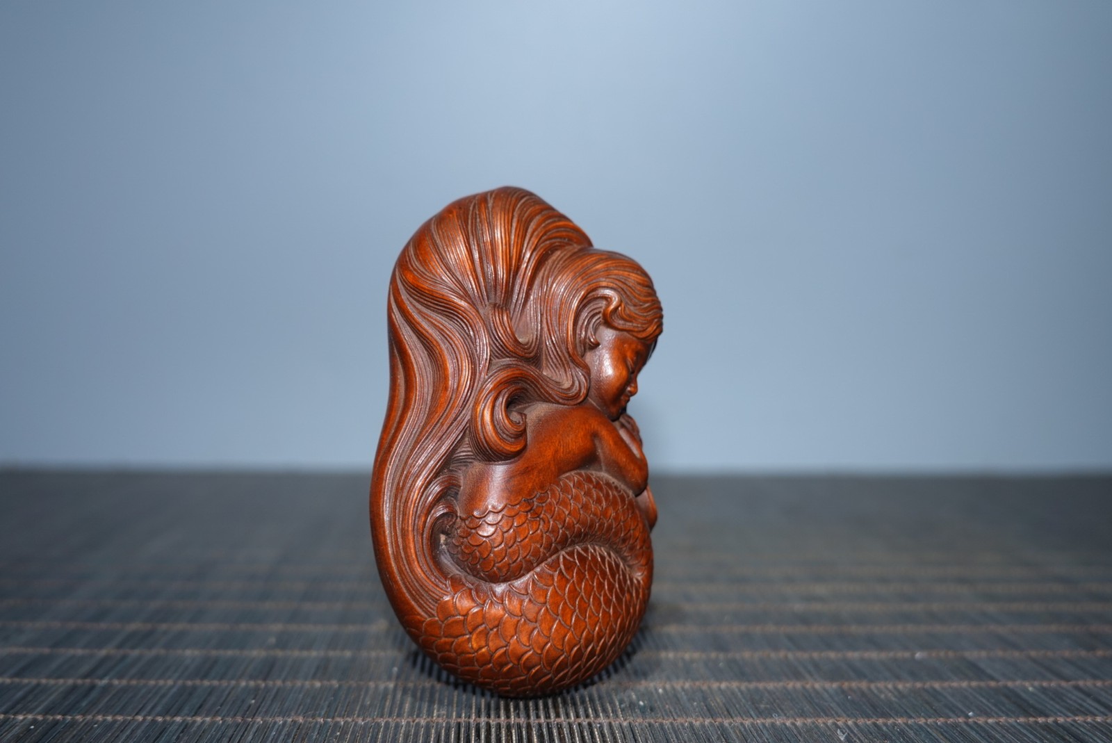 3.1″ Collect China Box-wood Carving Mermaid Pocket Figurine Handheld Statue