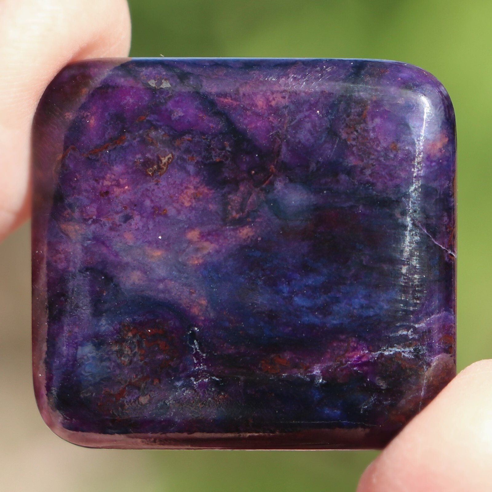 Cabochon: Sugilite from South Africa (SUG42)