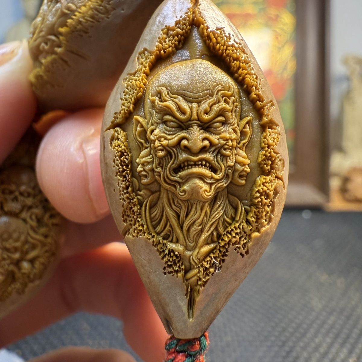 Olive Nut Carving Evil Monk Bracelet Hand Carved Original Skin Wealth Charm