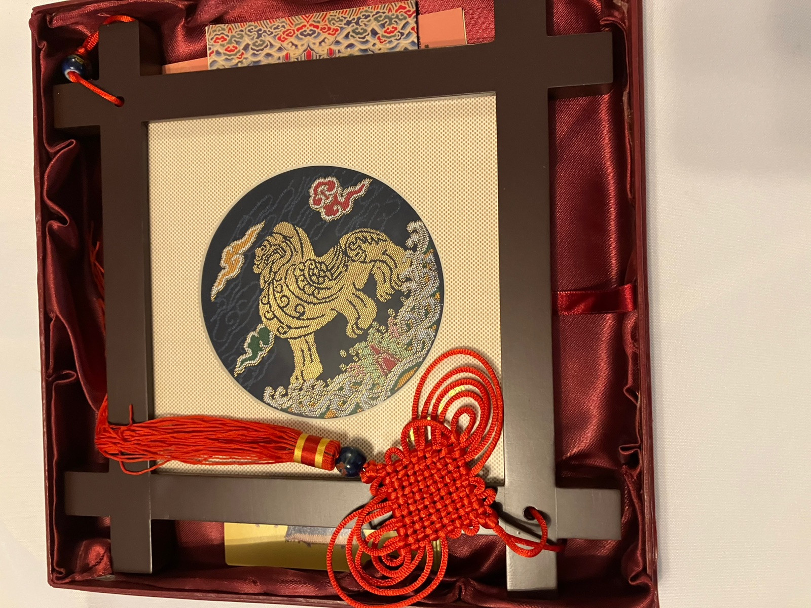 Chinese Silk Art Nanjing Royal Brocade Tribute Foo dog Design Vtg 10″ COA READ