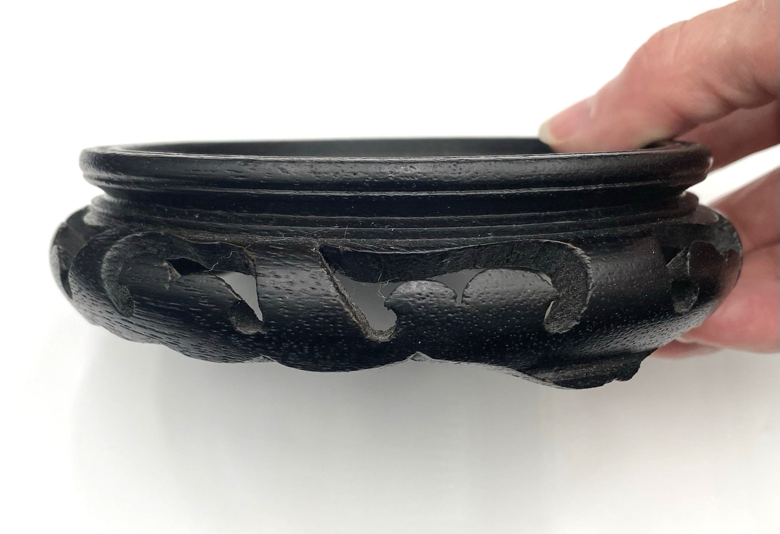 Chinese Vase/Figurine Stand/Base, Carved Wood, 4″ Display & 5.25″ Wide, MINT