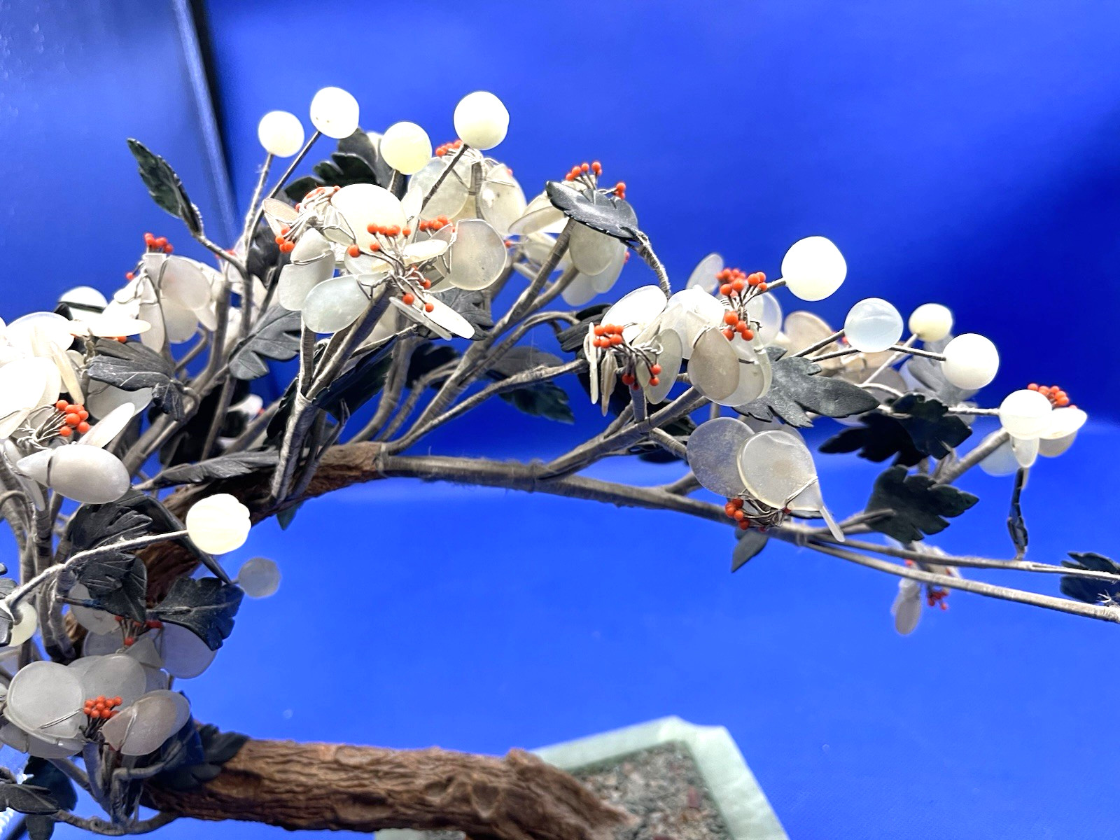 Vintage Large Chinese Jade Base Gemstone Flowers Bonsai Tree Sculpture 989
