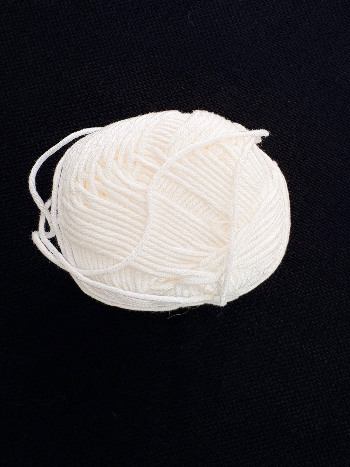 New Lot of 6 Bernat Carina Mercerized Cotton Yarn, #8042 White, 1.76 oz, Brazil
