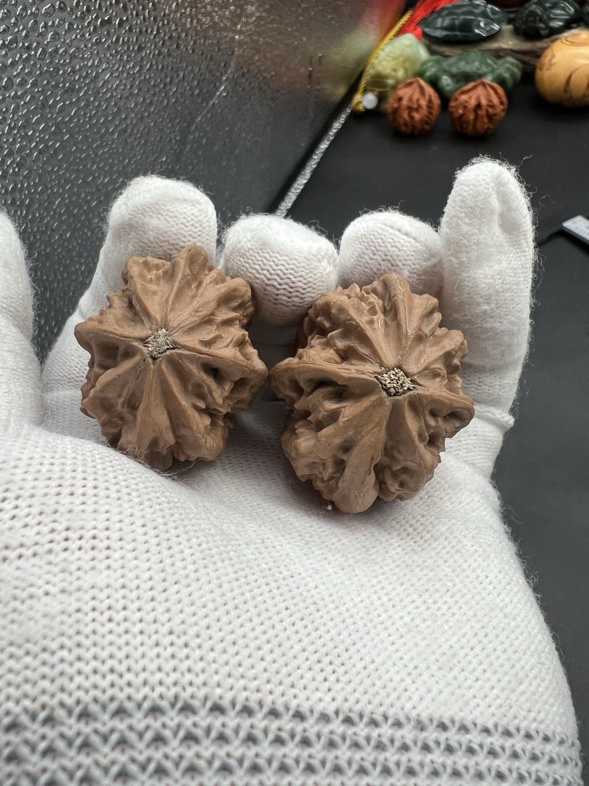 Pair of Match Chinese Health Small Walnut Collection精配文玩野生秋子核桃～八棱红灯笼 33×39×44mm