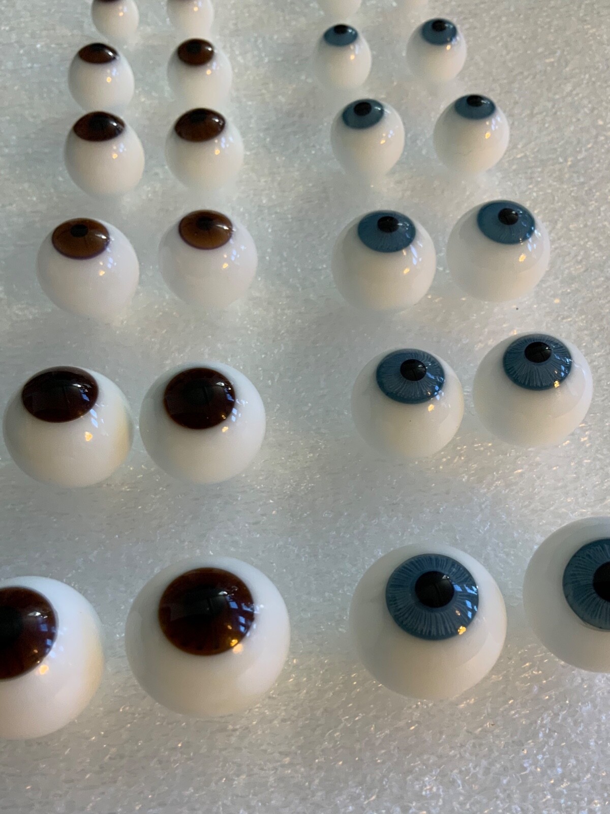 GLASS DOLL EYES, 8mm – 20mm, BLUE AND BROWN, MADE IN GERMANY
