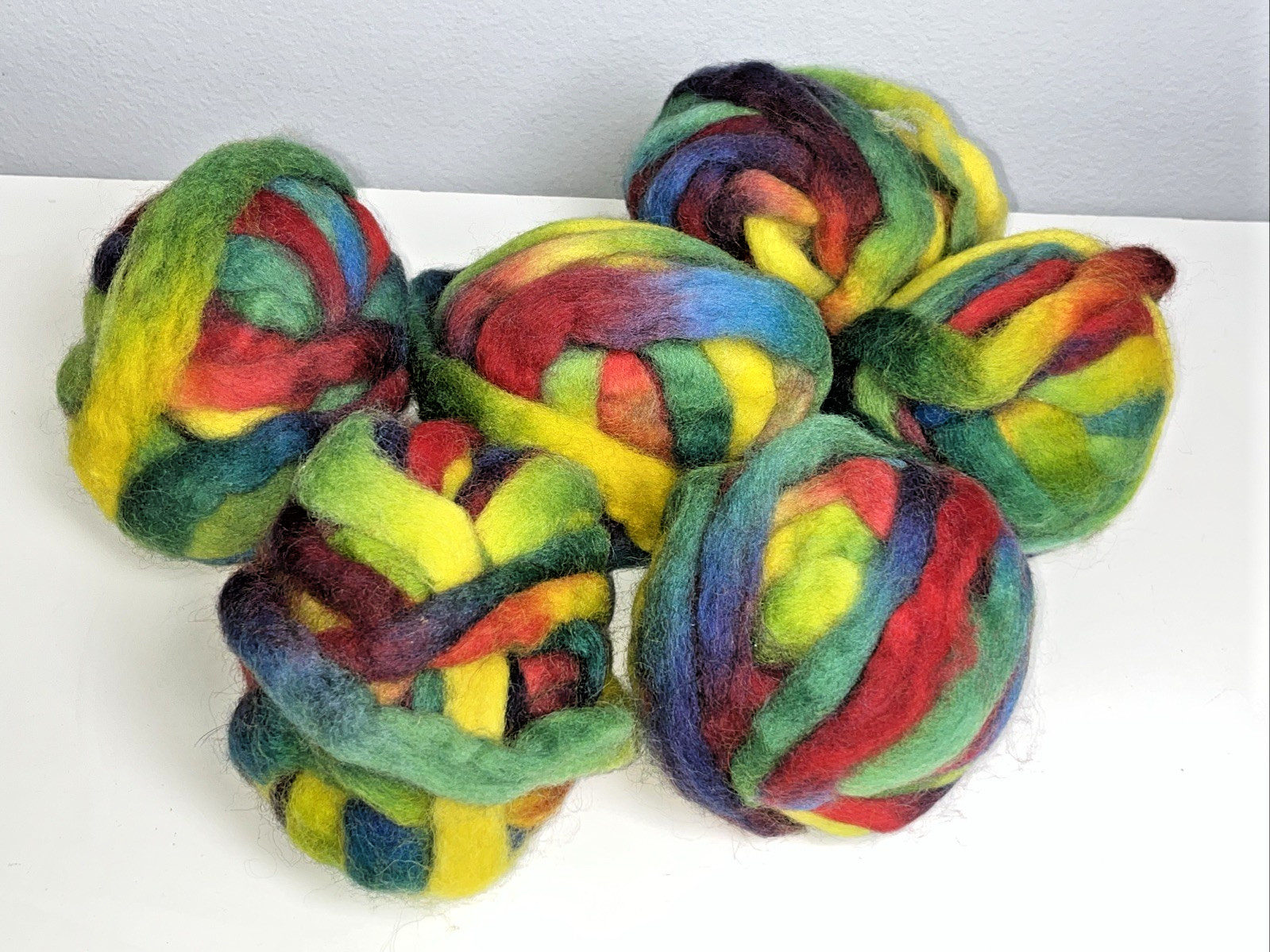 Rainbow Wool Roving Bundles Space Dyed Fiber Lot -Spinning Felting Colorful READ