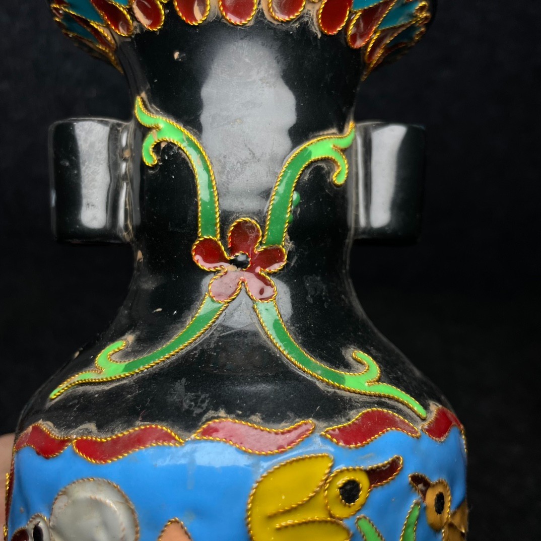 Imperial cloisonn é enamel multicolored glazed porcelain vase